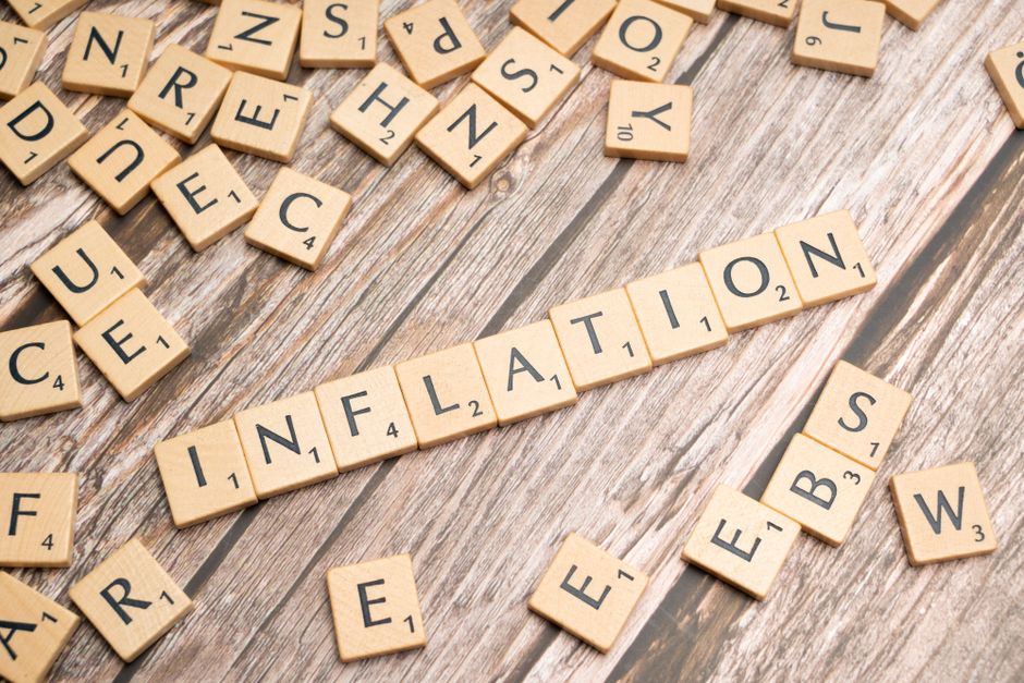 Fed Rate Hike Bets Surge as Warsh and Waller Signal Hawkish Stance