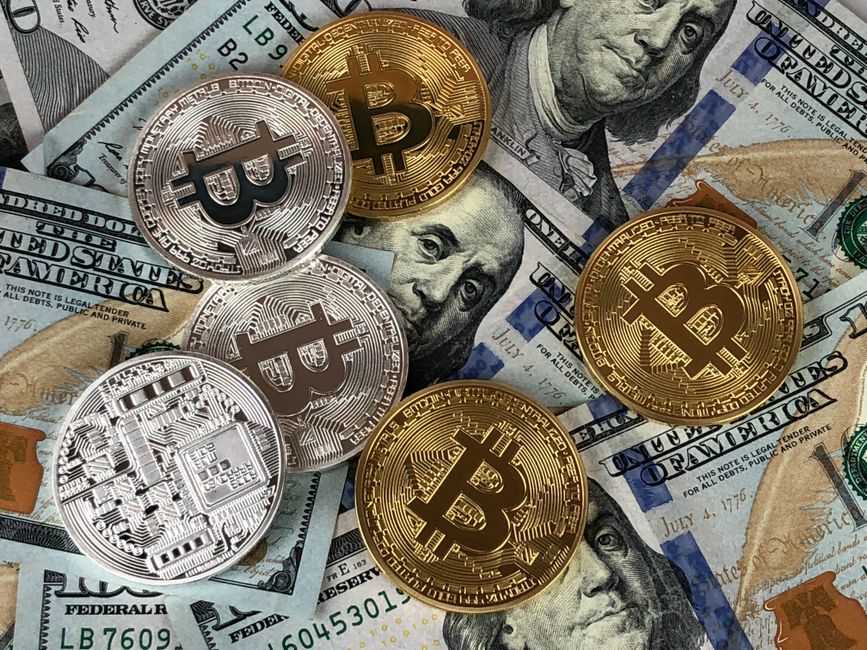 Iran Threatens Key Strait Closure as US Tensions Spike—Crypto Sheds $700M
