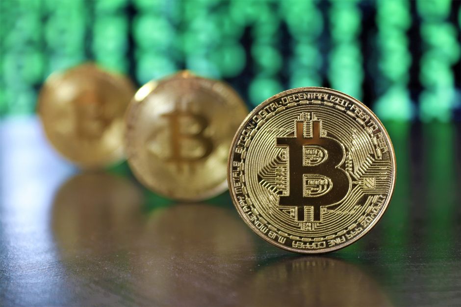 Coinbase System Update: SEC-Registered AI Advisor and Global Liquidity