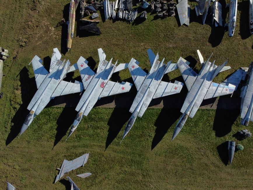 Allies Embrace Ukraine-Refined AI Drones as War Enters New Phase